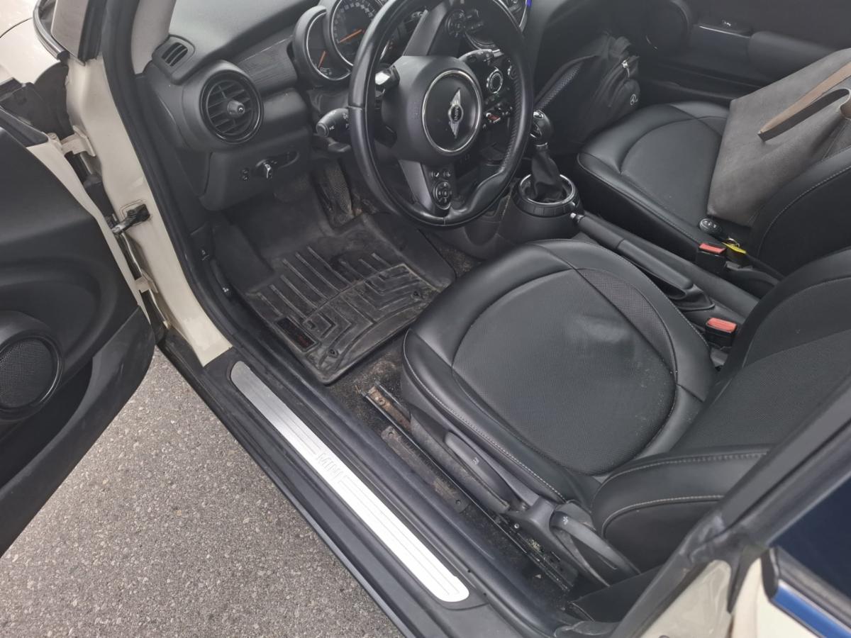 front seatsl